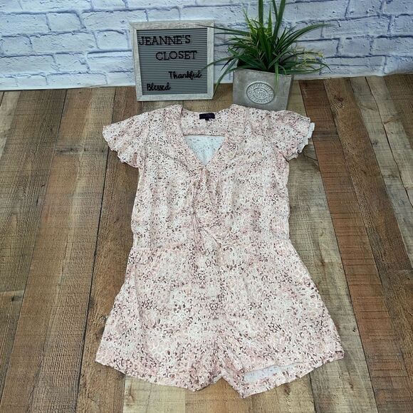 MHALE BOB Mira Faux Wrap Romper - Picture 7 of 13